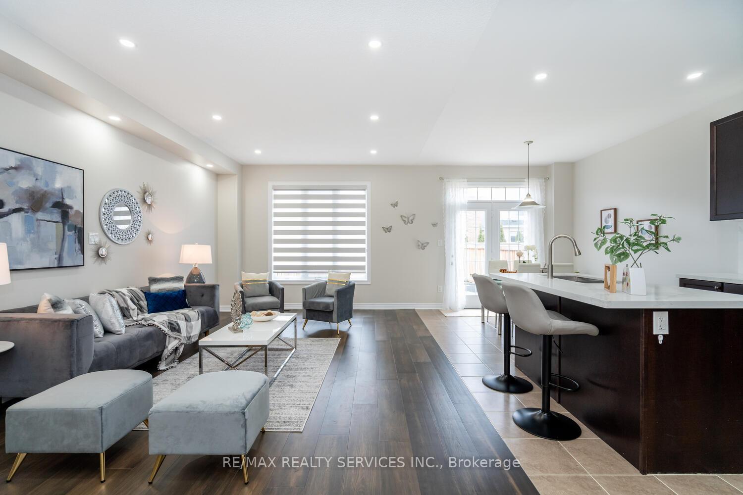 Photo 4 of 25 Mccabe Lane, New Tecumseth, Tottenham — HOMEH