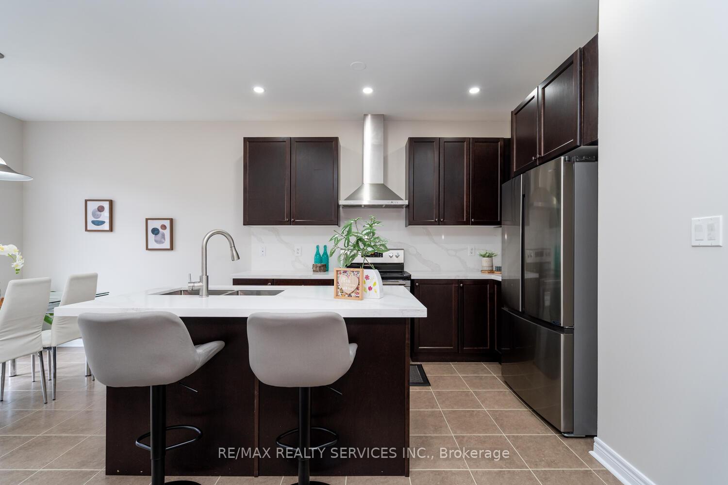 Photo 8 of 25 Mccabe Lane, New Tecumseth, Tottenham — HOMEH