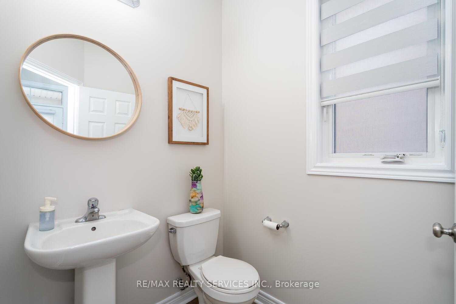 Photo 12 of 25 Mccabe Lane, New Tecumseth, Tottenham — HOMEH