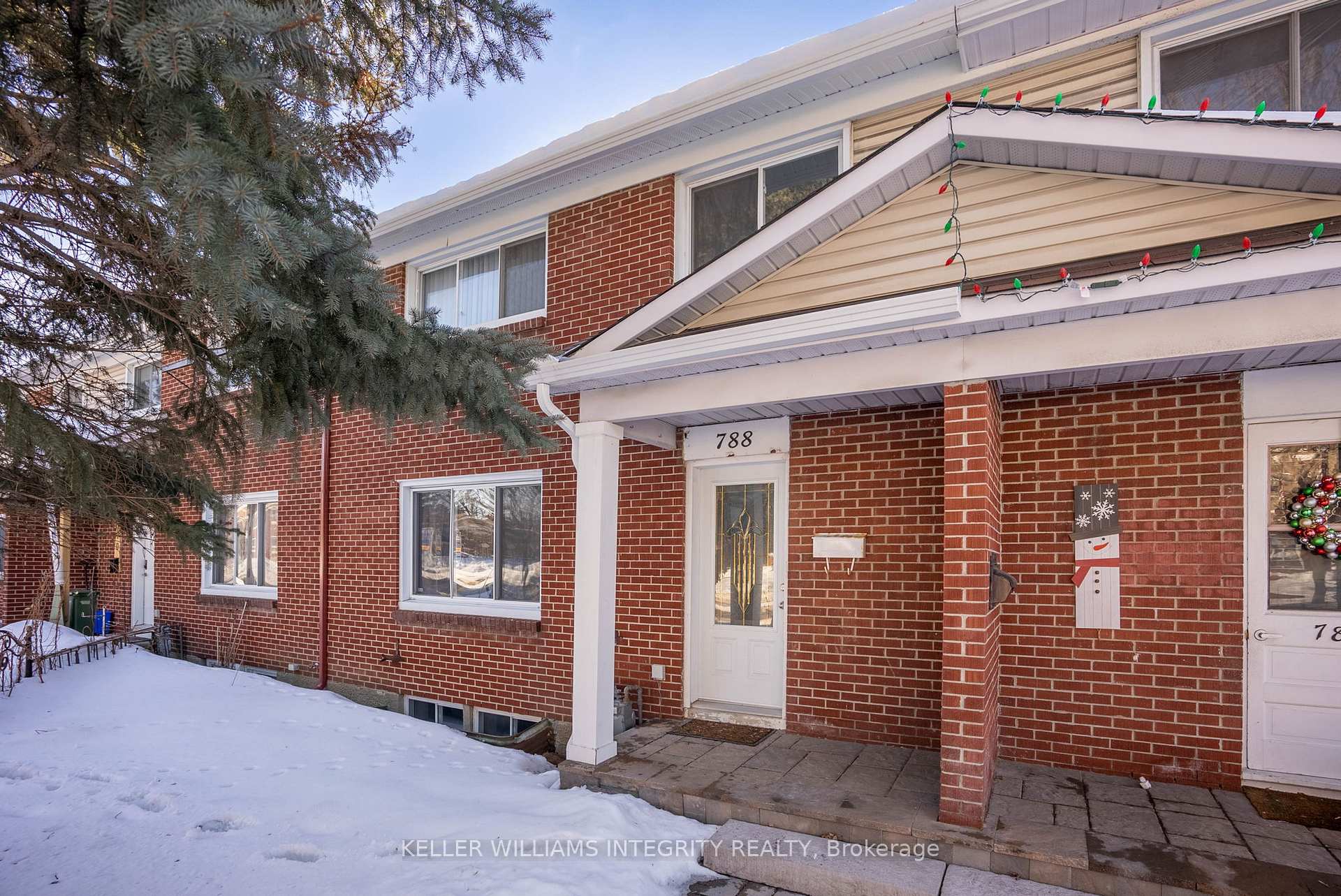 Photo 1 of 788 Cummings Avenue, Ottawa, Castle Heights/Rideau High — HOMEH