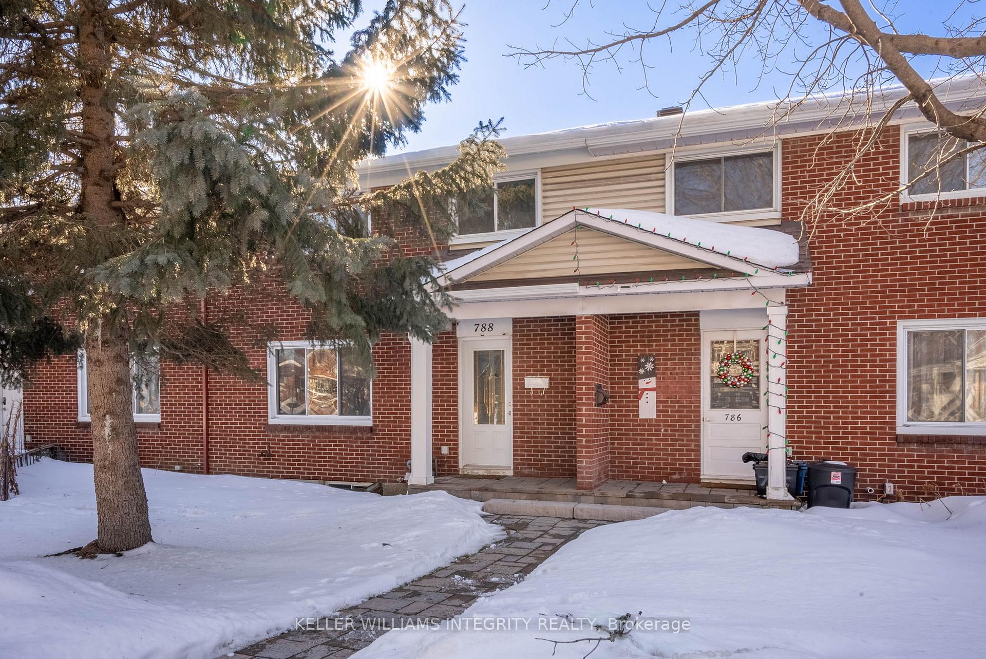 Photo 3 of 788 Cummings Avenue, Ottawa, Castle Heights/Rideau High — HOMEH