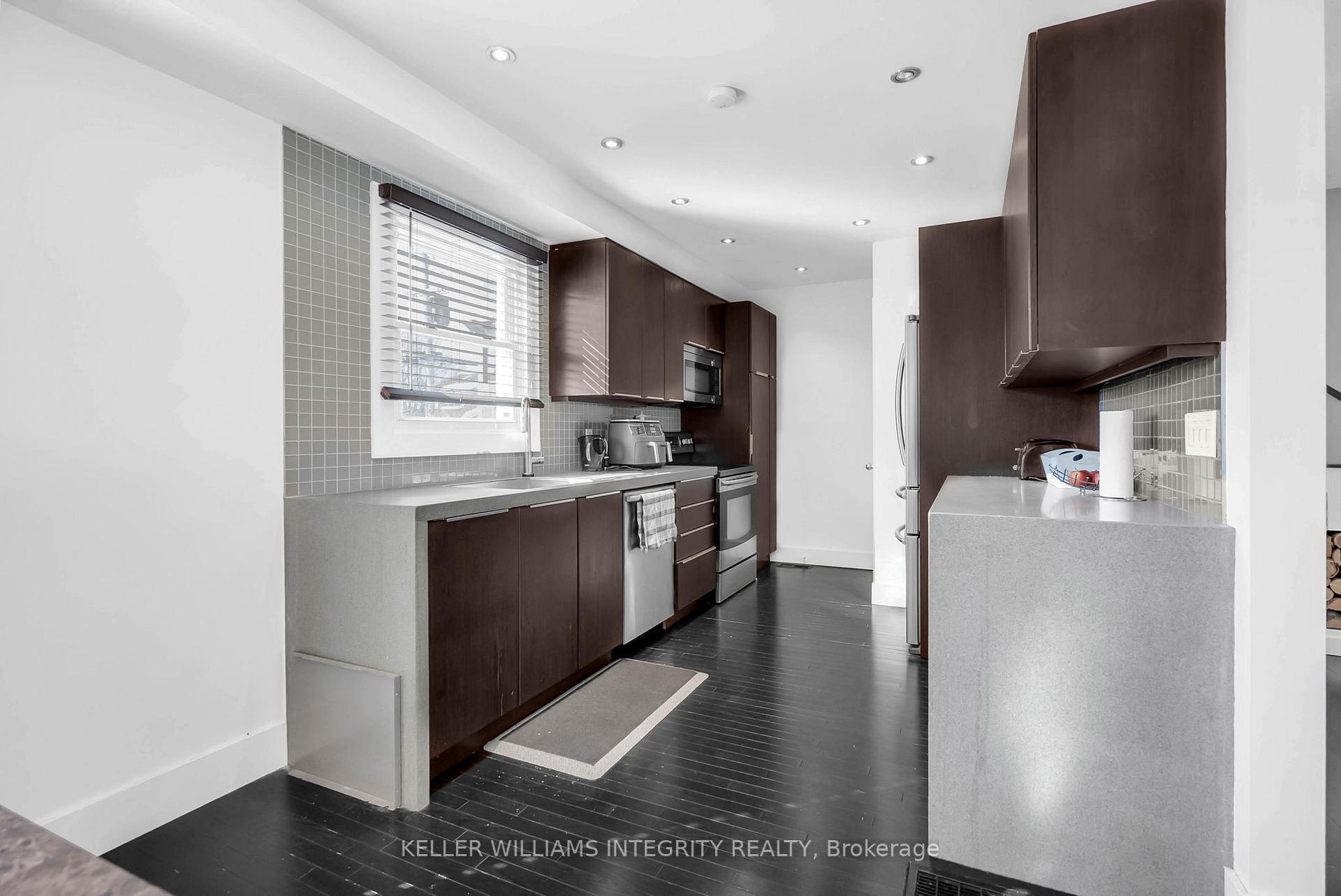 Photo 11 of 788 Cummings Avenue, Ottawa, Castle Heights/Rideau High — HOMEH