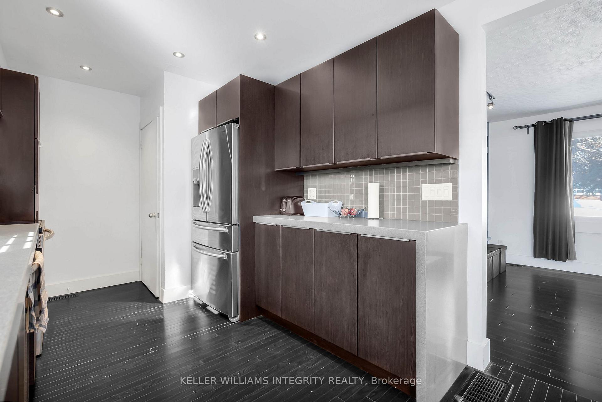 Photo 13 of 788 Cummings Avenue, Ottawa, Castle Heights/Rideau High — HOMEH