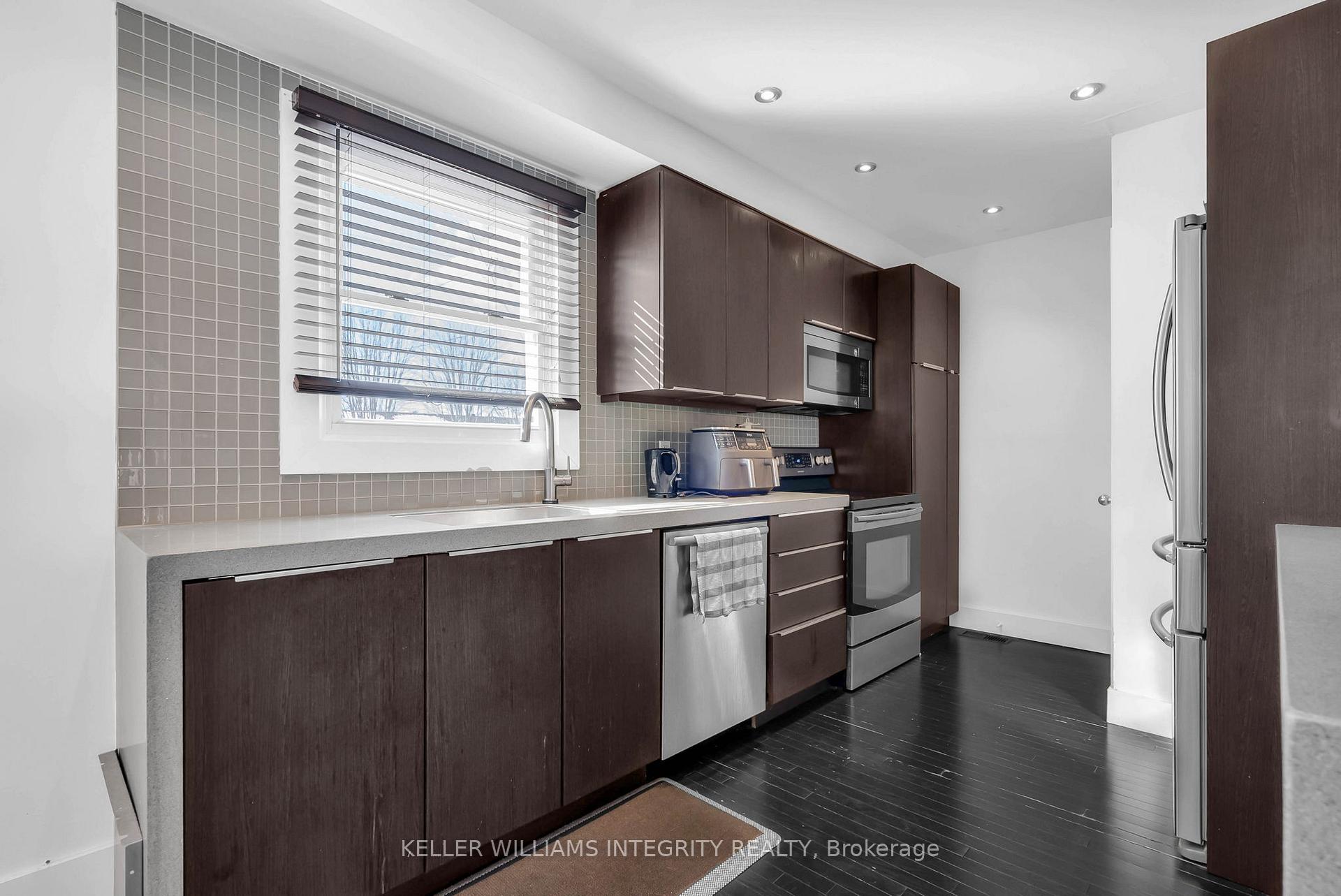 Photo 14 of 788 Cummings Avenue, Ottawa, Castle Heights/Rideau High — HOMEH