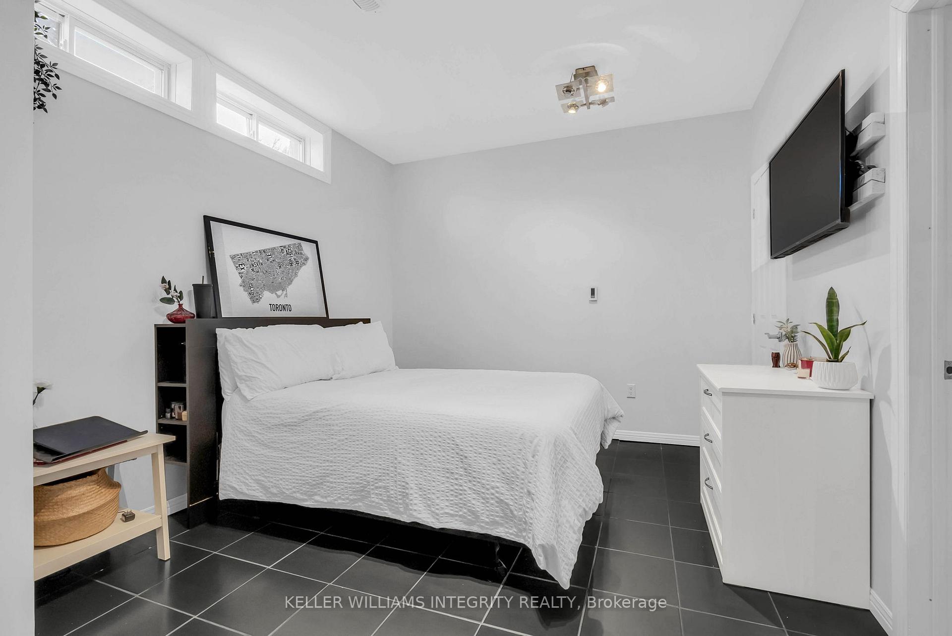 Photo 17 of 788 Cummings Avenue, Ottawa, Castle Heights/Rideau High — HOMEH