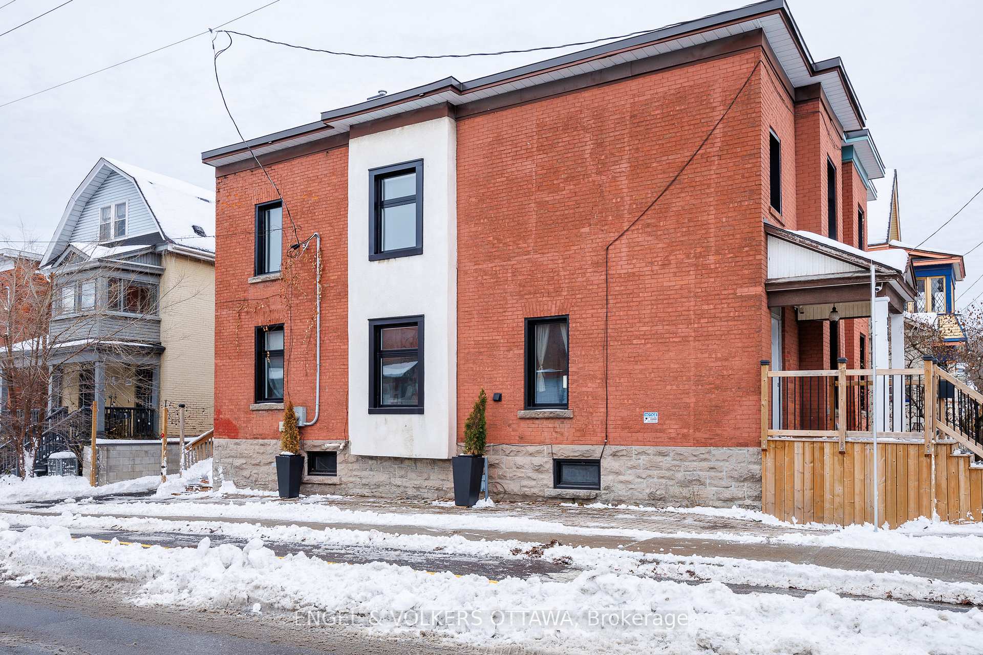 Photo 2 of 274 Flora Street, Ottawa, Ottawa Centre — HOMEH