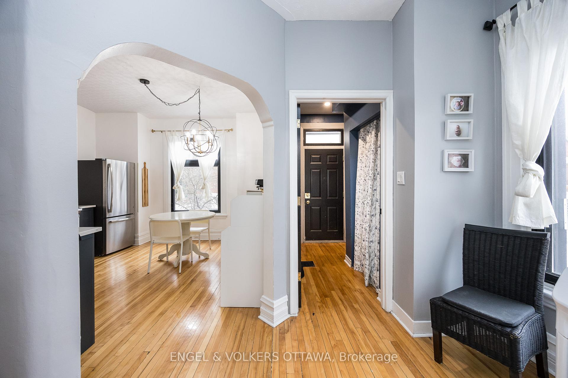 Photo 5 of 274 Flora Street, Ottawa, Ottawa Centre — HOMEH