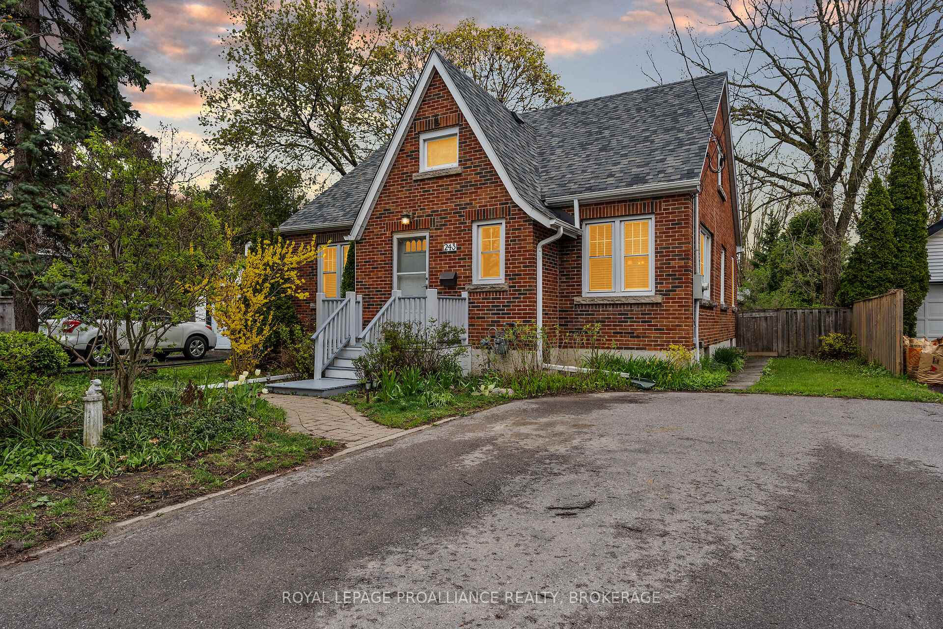 Photo 2 of 243 Helen Street, Kingston, Central City East — HOMEH