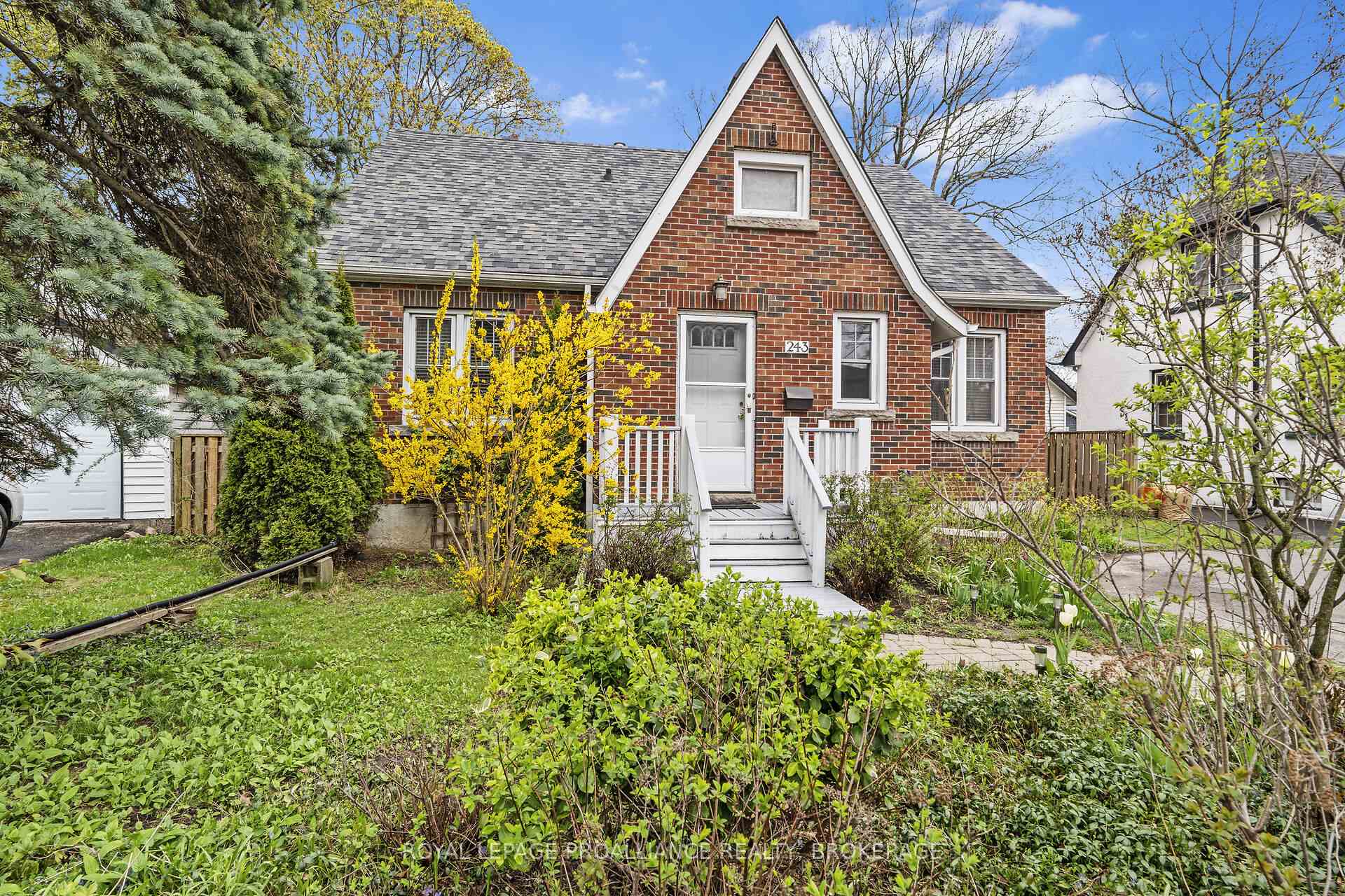 Photo 6 of 243 Helen Street, Kingston, Central City East — HOMEH