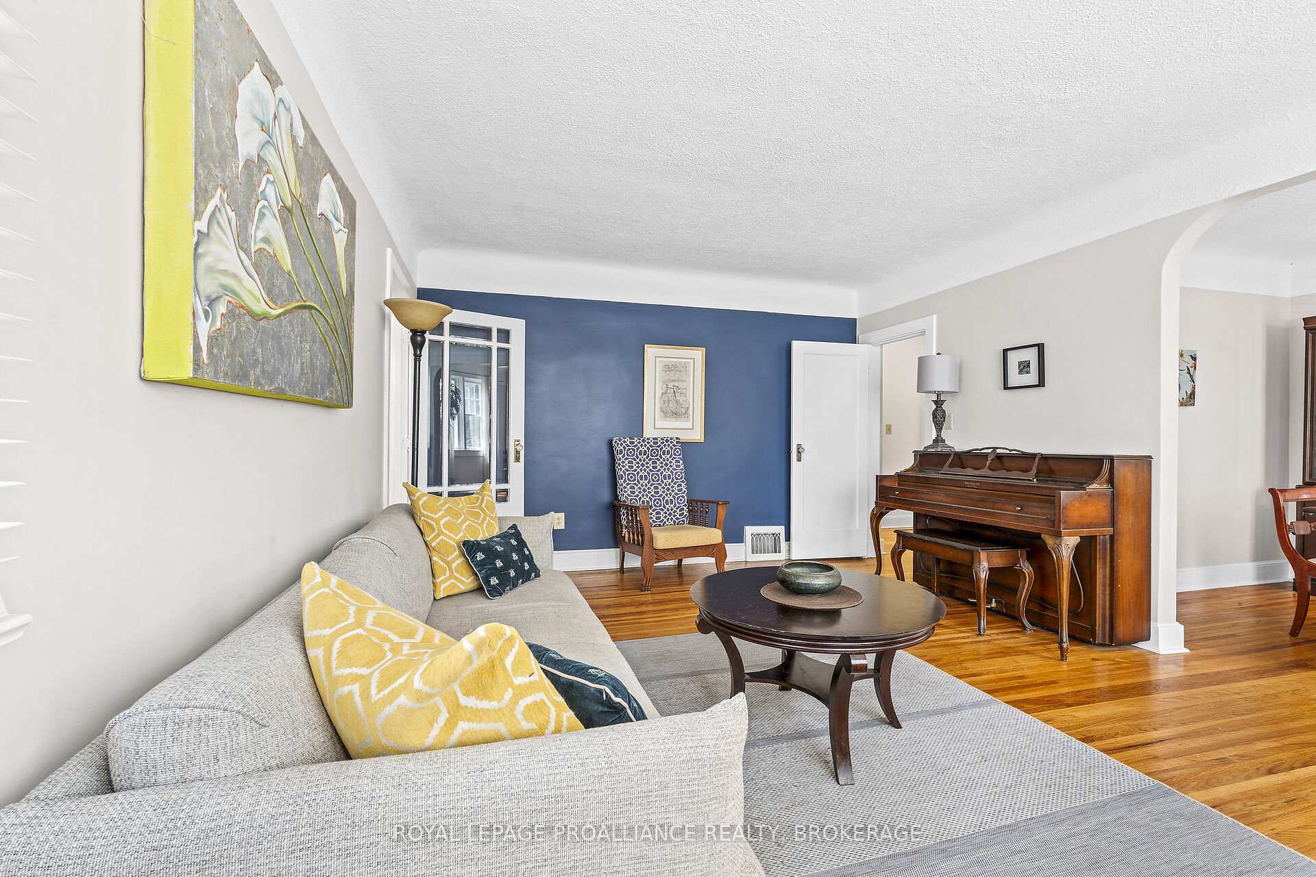 Photo 10 of 243 Helen Street, Kingston, Central City East — HOMEH