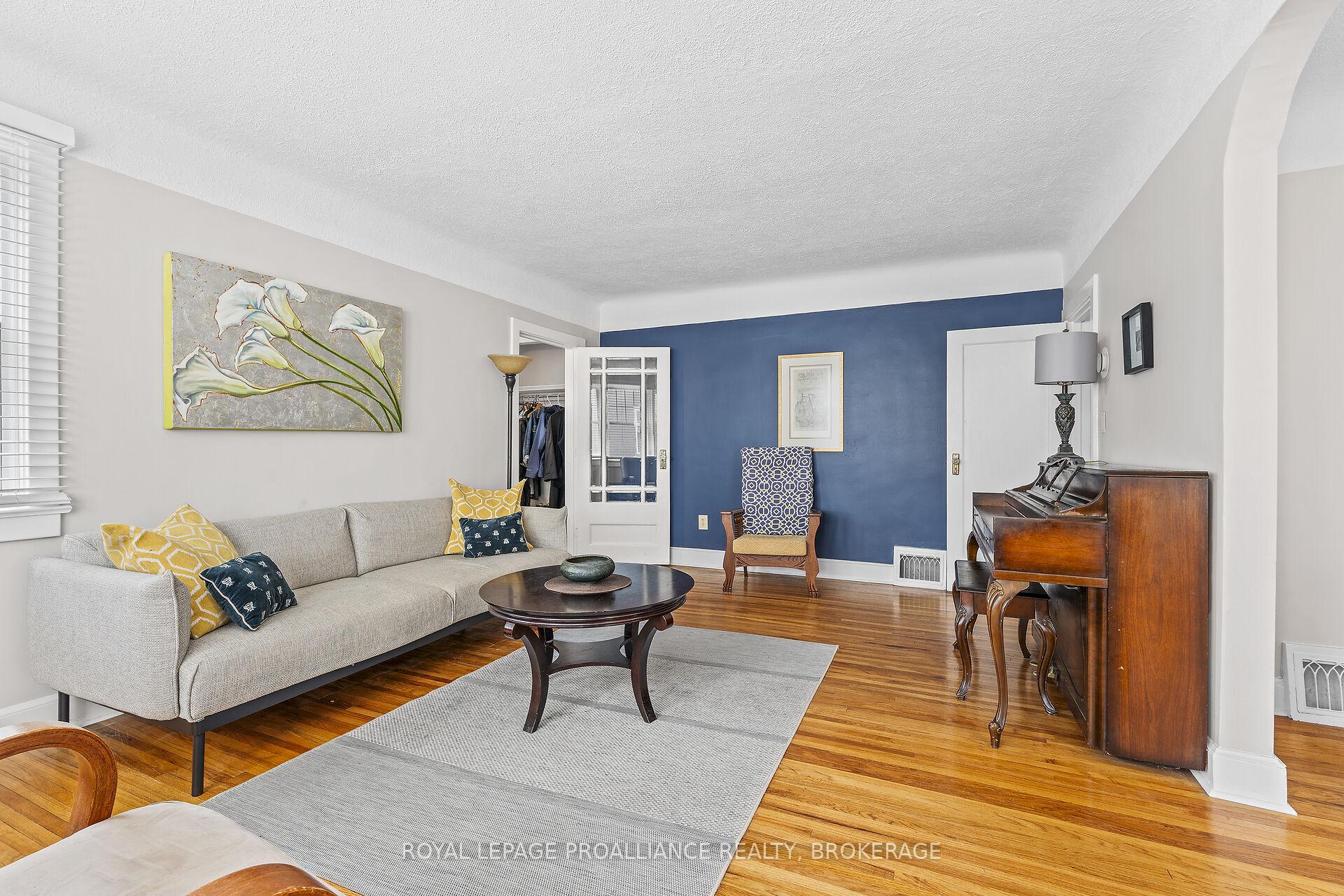 Photo 14 of 243 Helen Street, Kingston, Central City East — HOMEH
