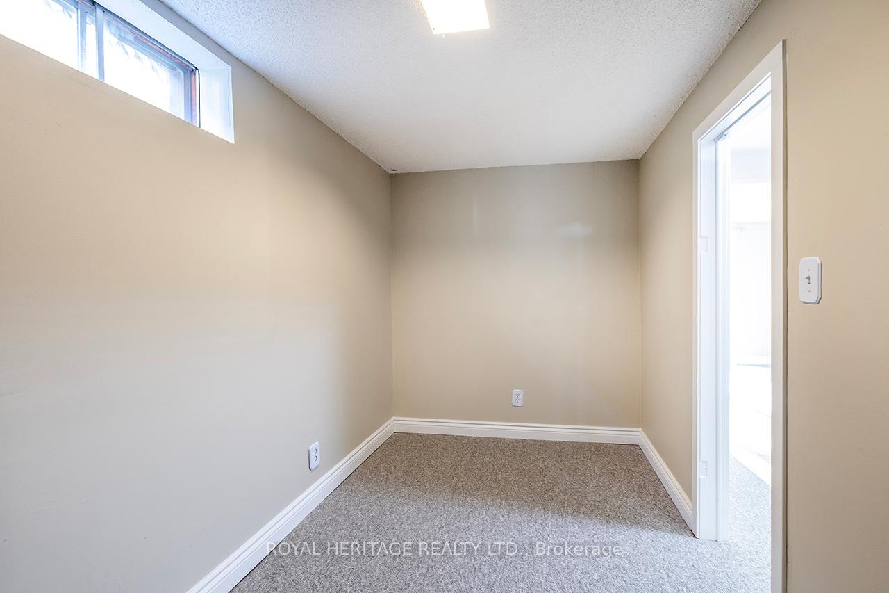 Photo 14 of Unit Basement, 520 Capilano (Basement) Court, Oshawa, Donevan — HOMEH