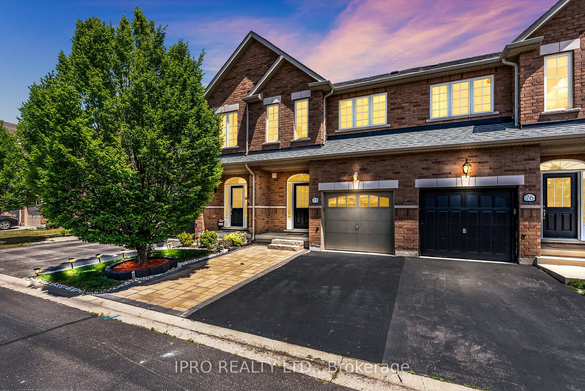 Photo 1 of Unit 75, 651 Farmstead Drive, Milton, Willmott — HOMEH