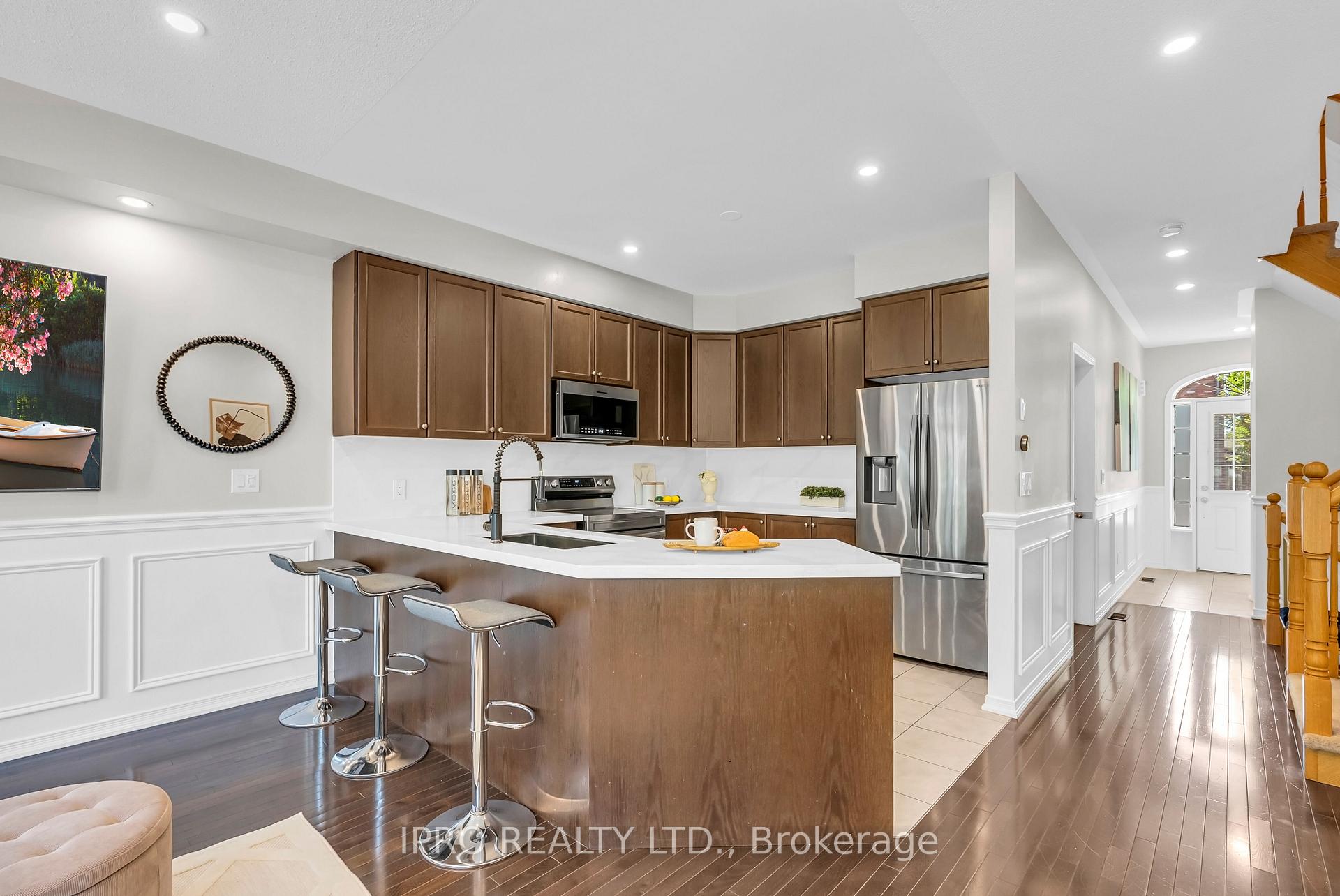 Photo 3 of Unit 75, 651 Farmstead Drive, Milton, Willmott — HOMEH
