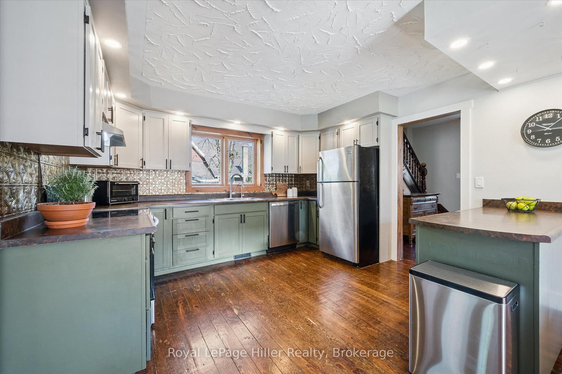 Photo 7 of 4 Temperance Street, Perth East, Milverton — HOMEH