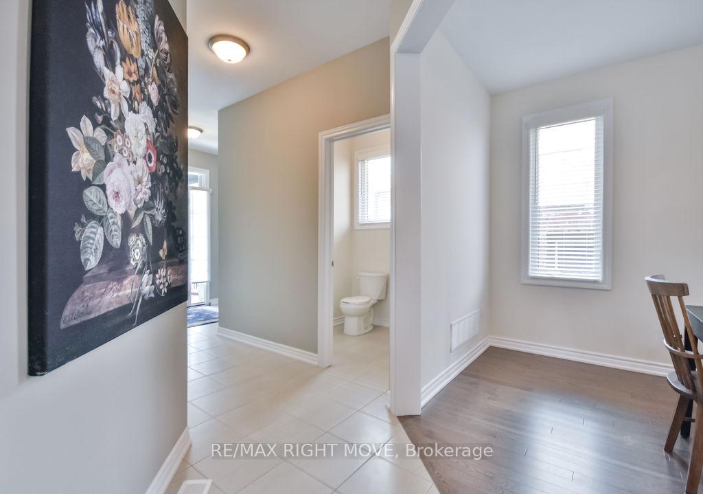Photo 5 of 3011 Sierra Drive, Orillia — HOMEH