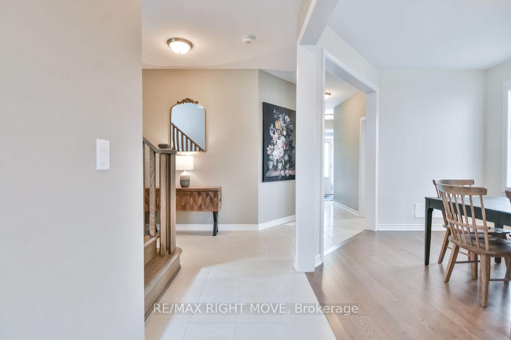 Photo 6 of 3011 Sierra Drive, Orillia — HOMEH