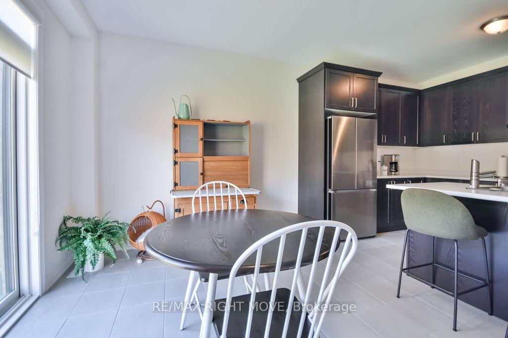 Photo 14 of 3011 Sierra Drive, Orillia — HOMEH