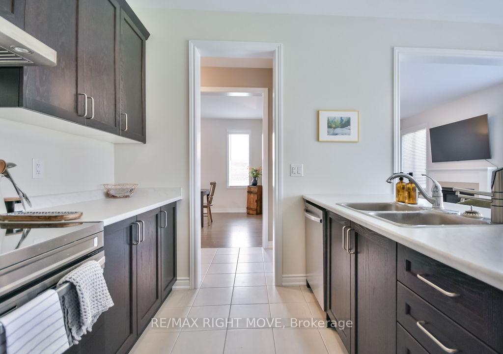 Photo 18 of 3011 Sierra Drive, Orillia — HOMEH