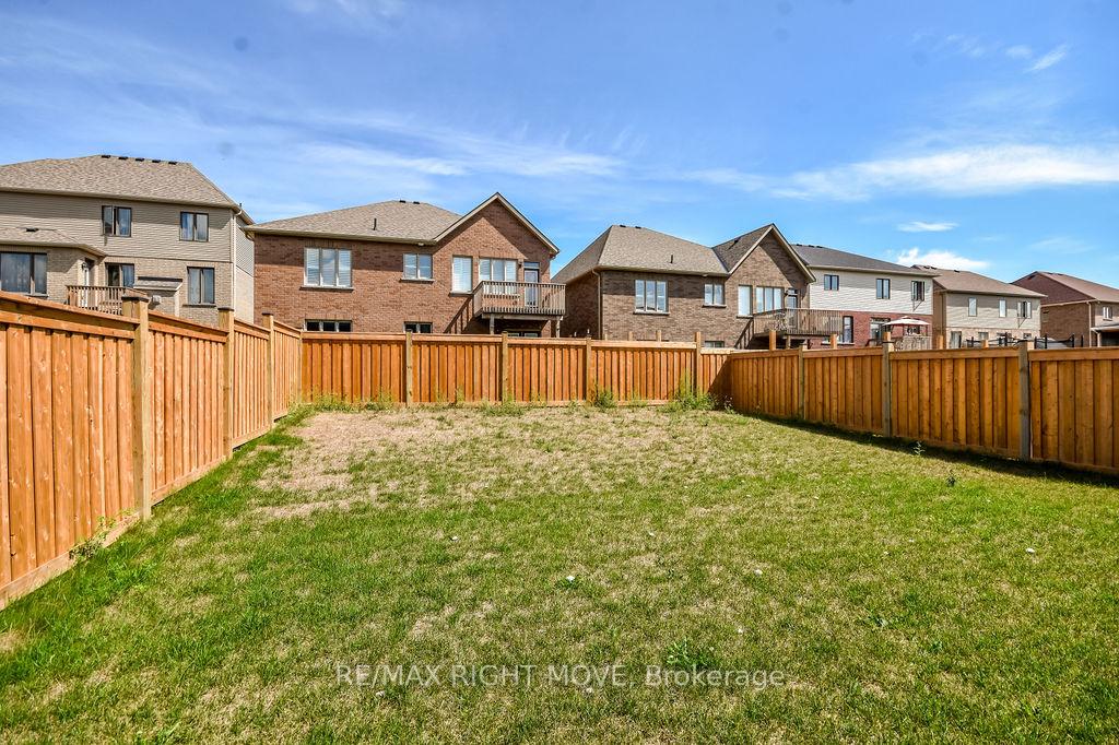 Photo 41 of 3011 Sierra Drive, Orillia — HOMEH