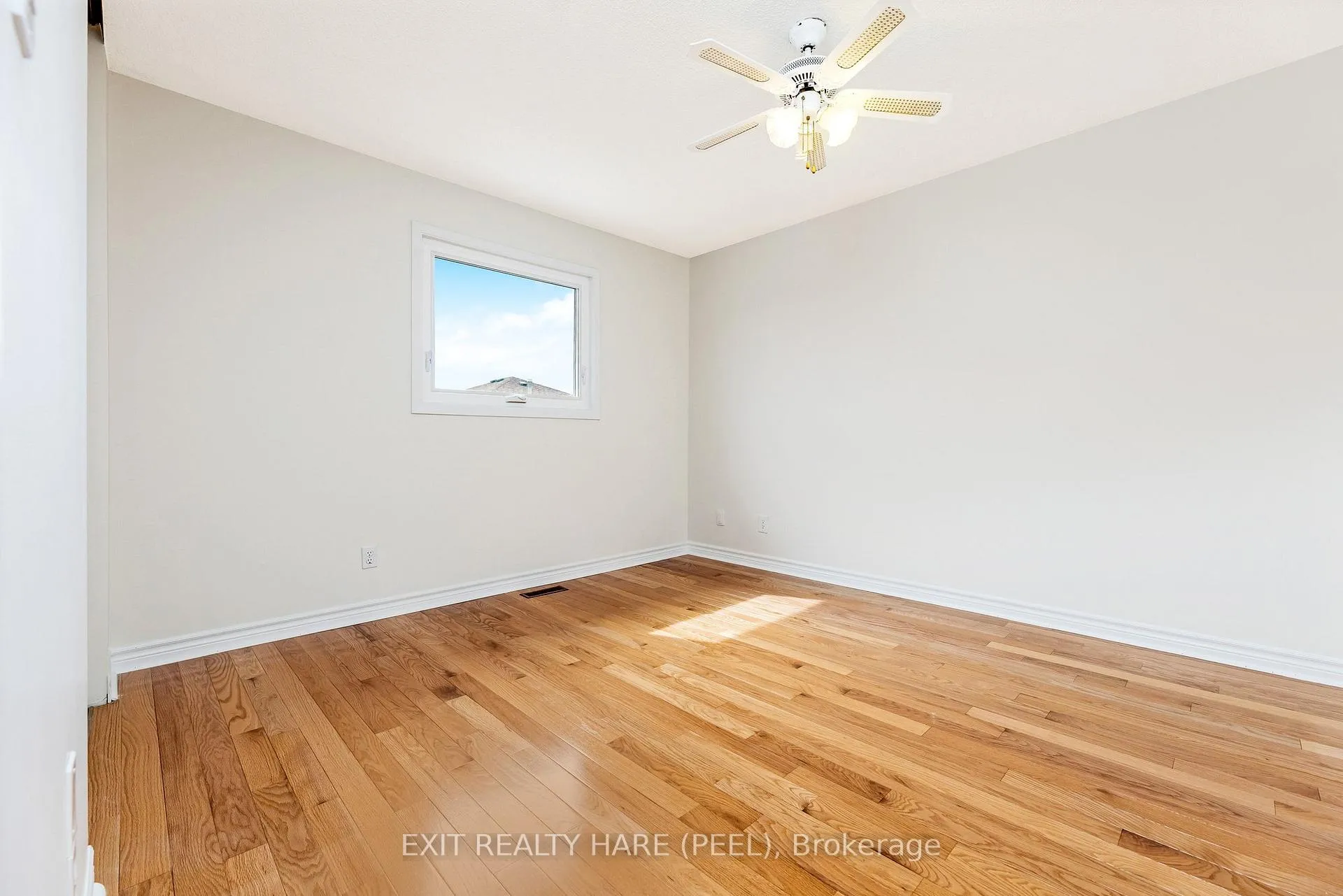 Photo 35 of 6 Ruth Avenue, Brampton, Heart Lake West — HOMEH