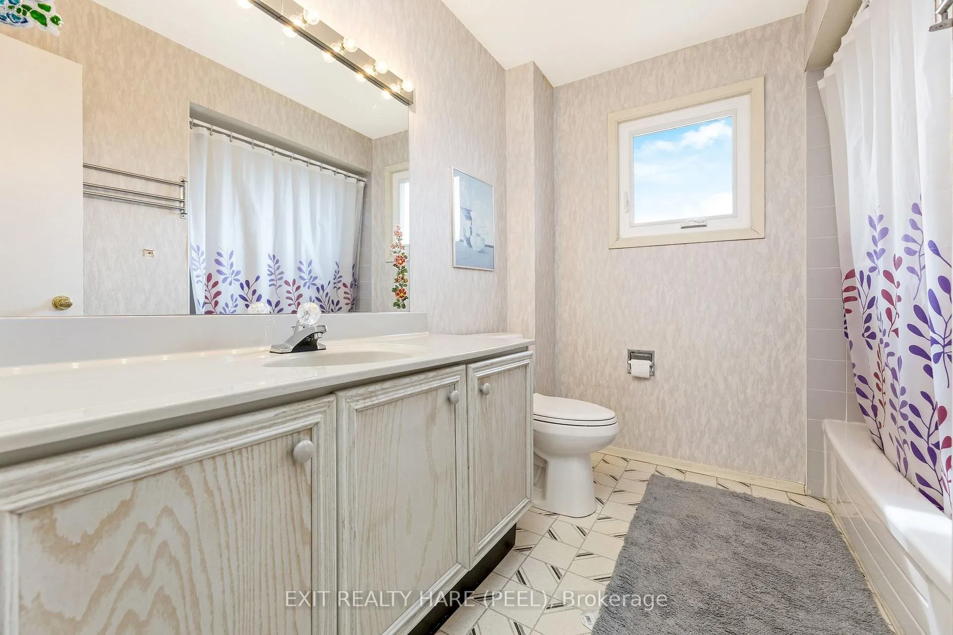 Photo 36 of 6 Ruth Avenue, Brampton, Heart Lake West — HOMEH