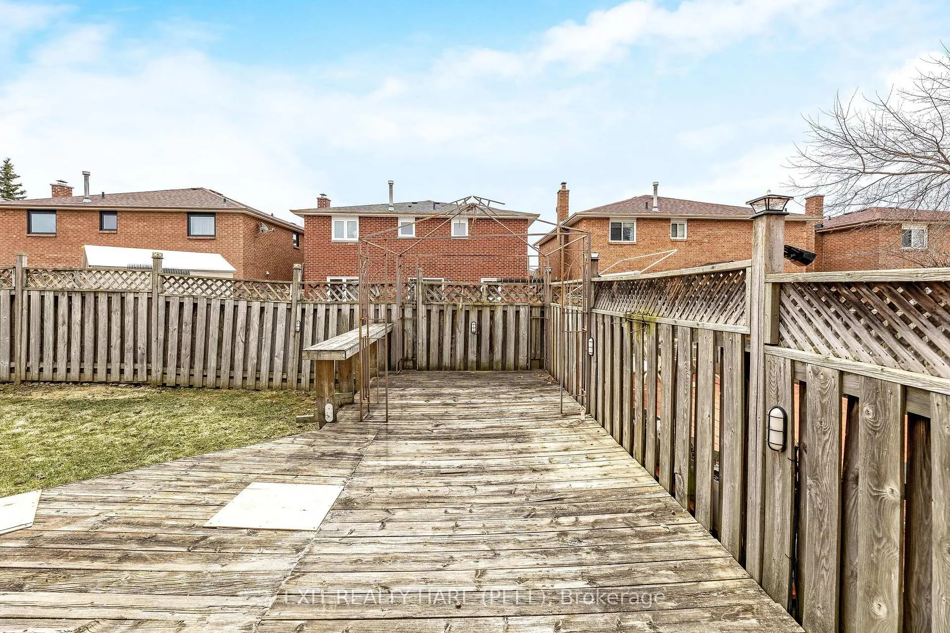 Photo 44 of 6 Ruth Avenue, Brampton, Heart Lake West — HOMEH