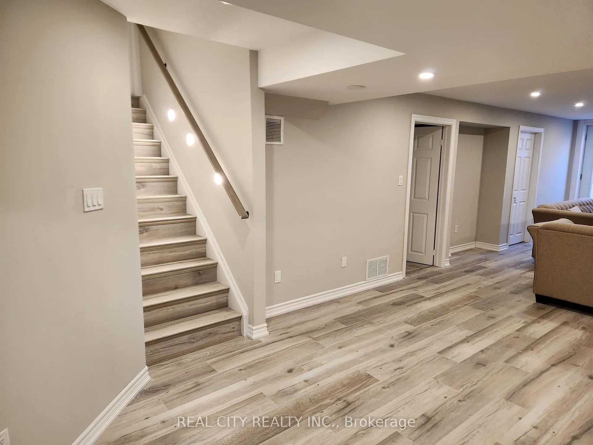 Photo 12 of Unit Basement, 2364 Equestrian Crescent, Oshawa, Windfields — HOMEH