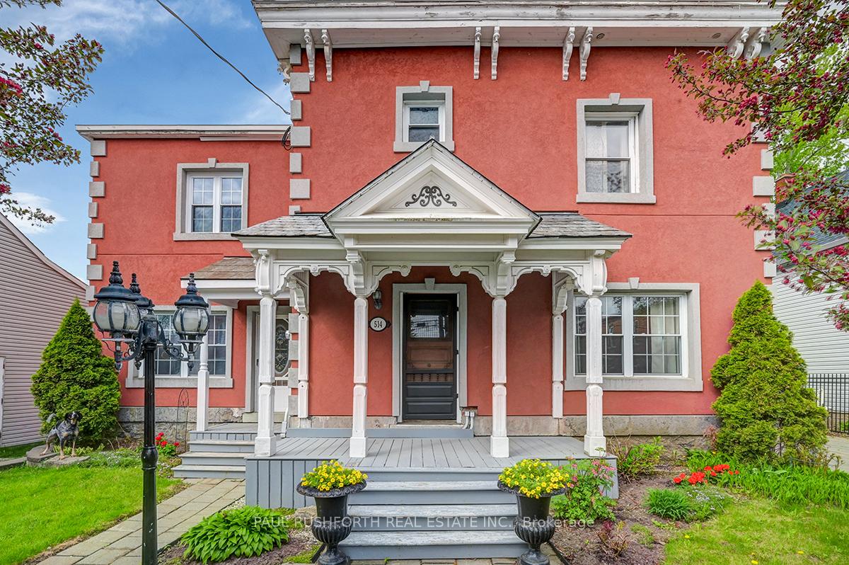 Front of 514-516 St Lawrence Street