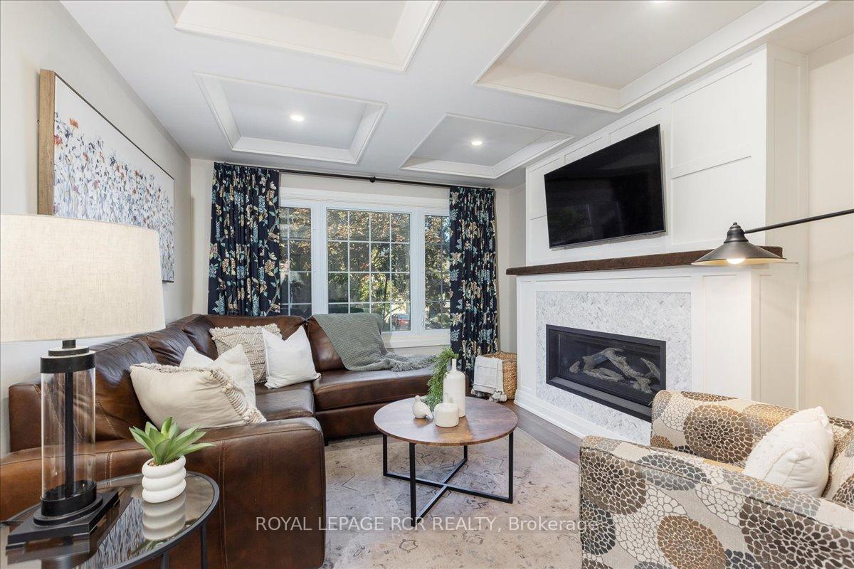 Photo 3 of 448 Dover Crescent, Newmarket, Bristol-London — HOMEH