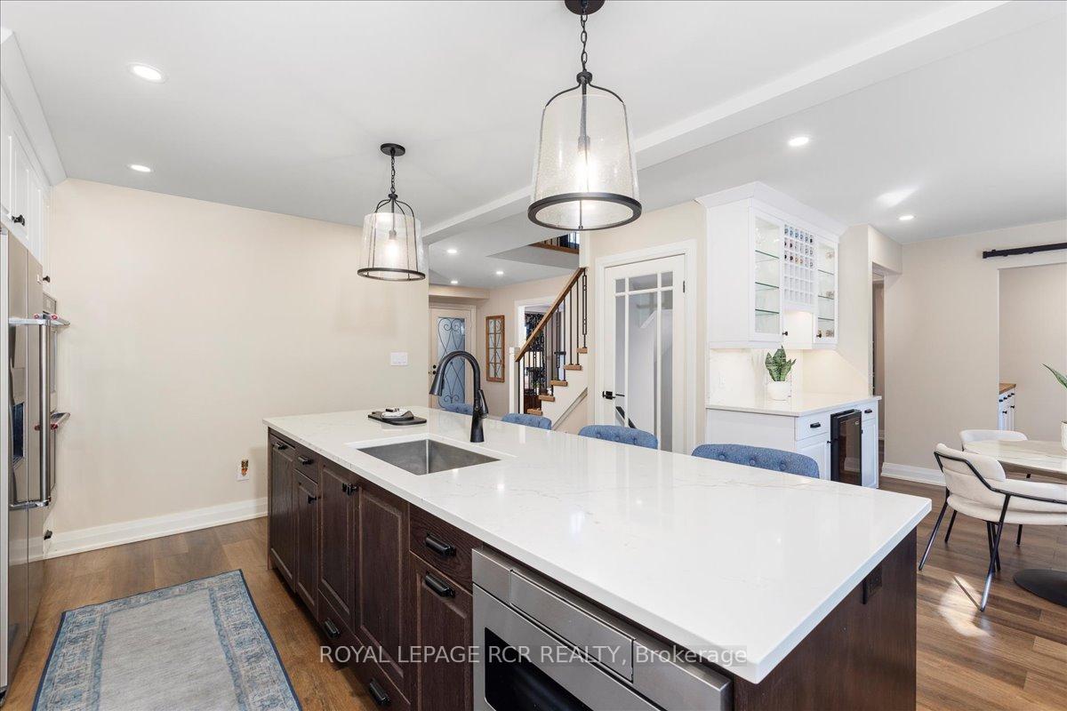 Photo 13 of 448 Dover Crescent, Newmarket, Bristol-London — HOMEH