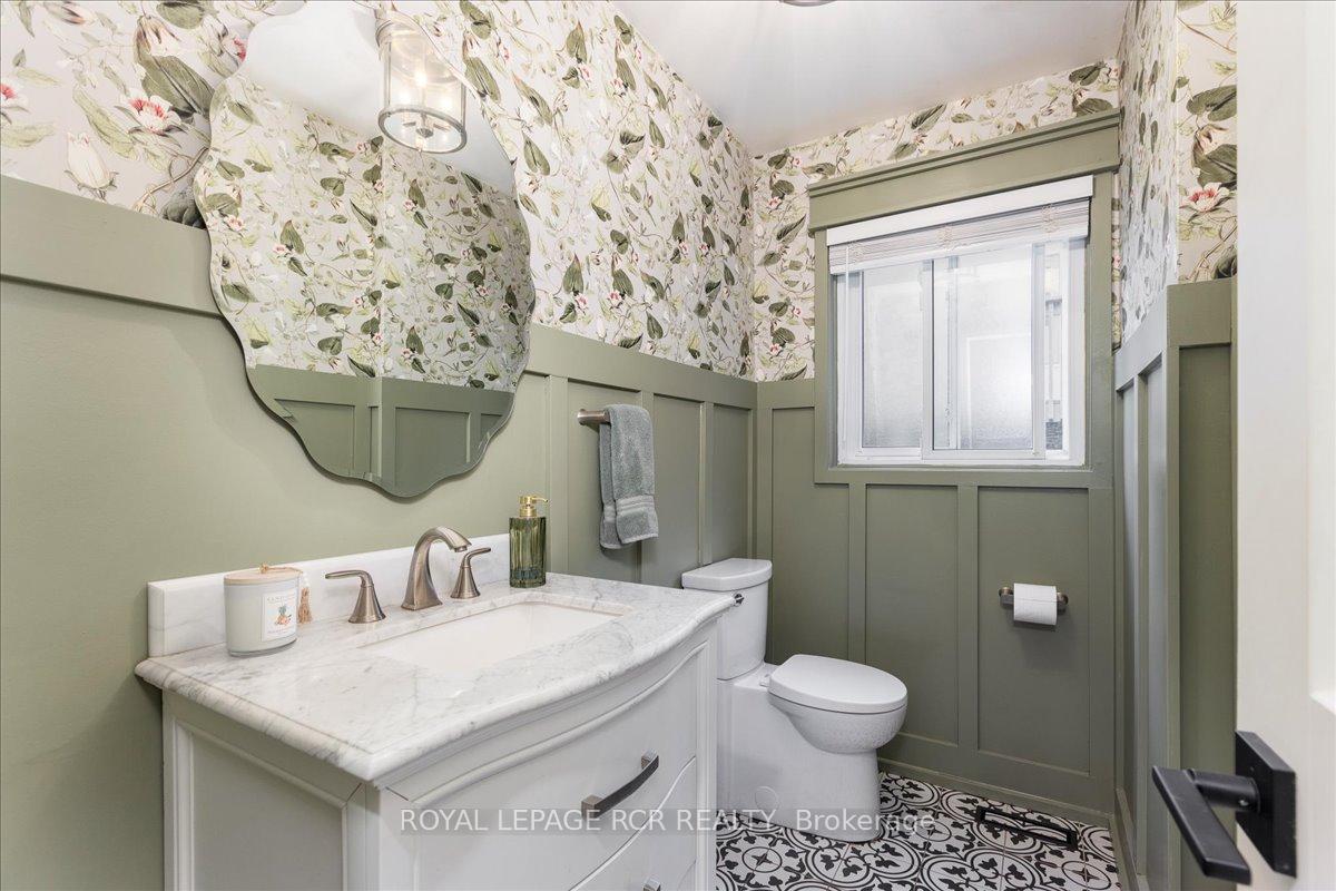 Photo 15 of 448 Dover Crescent, Newmarket, Bristol-London — HOMEH