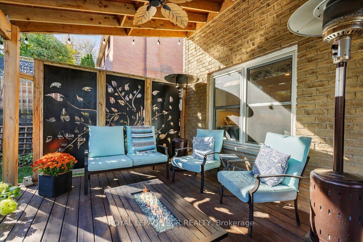 Photo 31 of 448 Dover Crescent, Newmarket, Bristol-London — HOMEH
