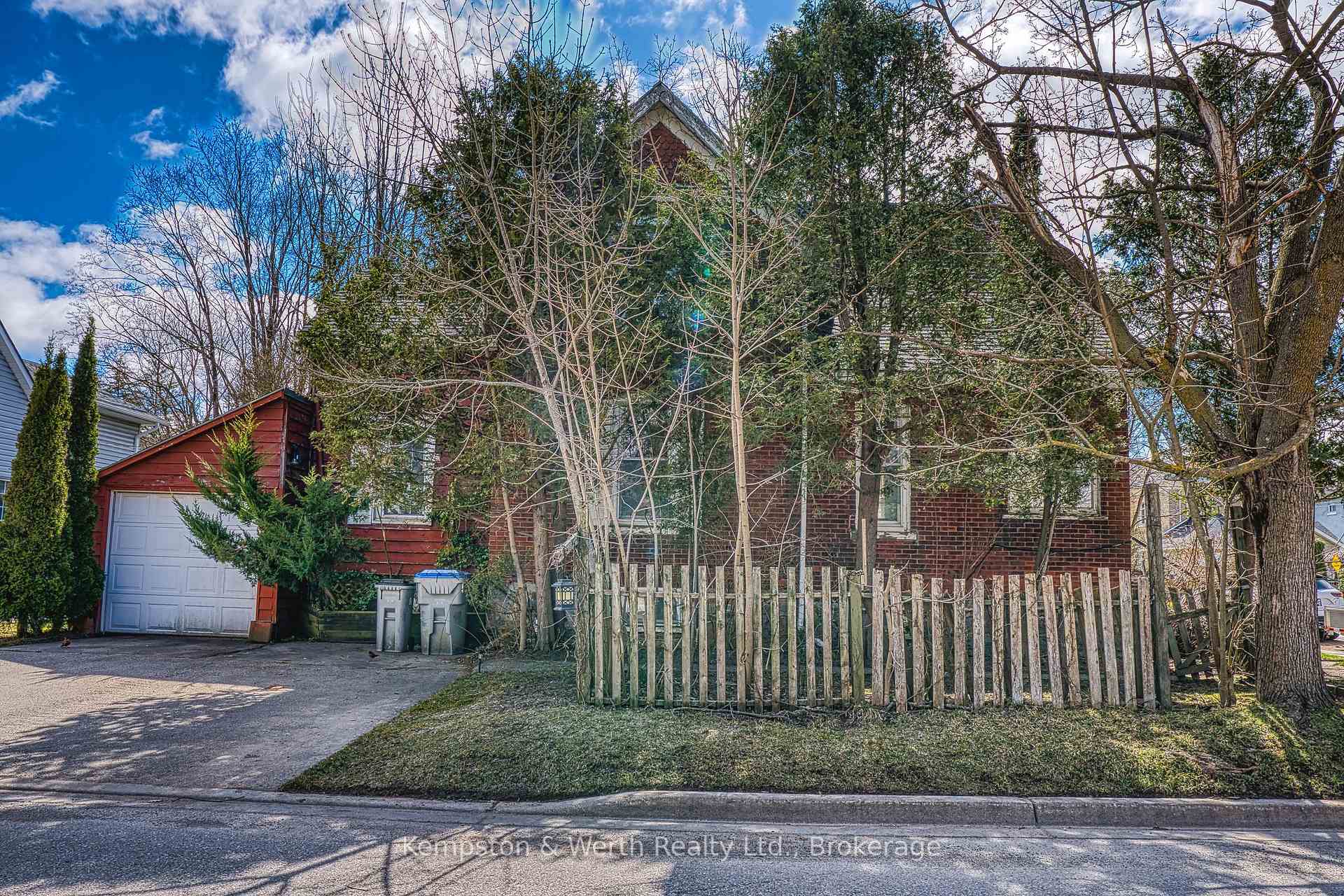 Photo 5 of 195 Campbell Street W, North Perth, Listowel — HOMEH