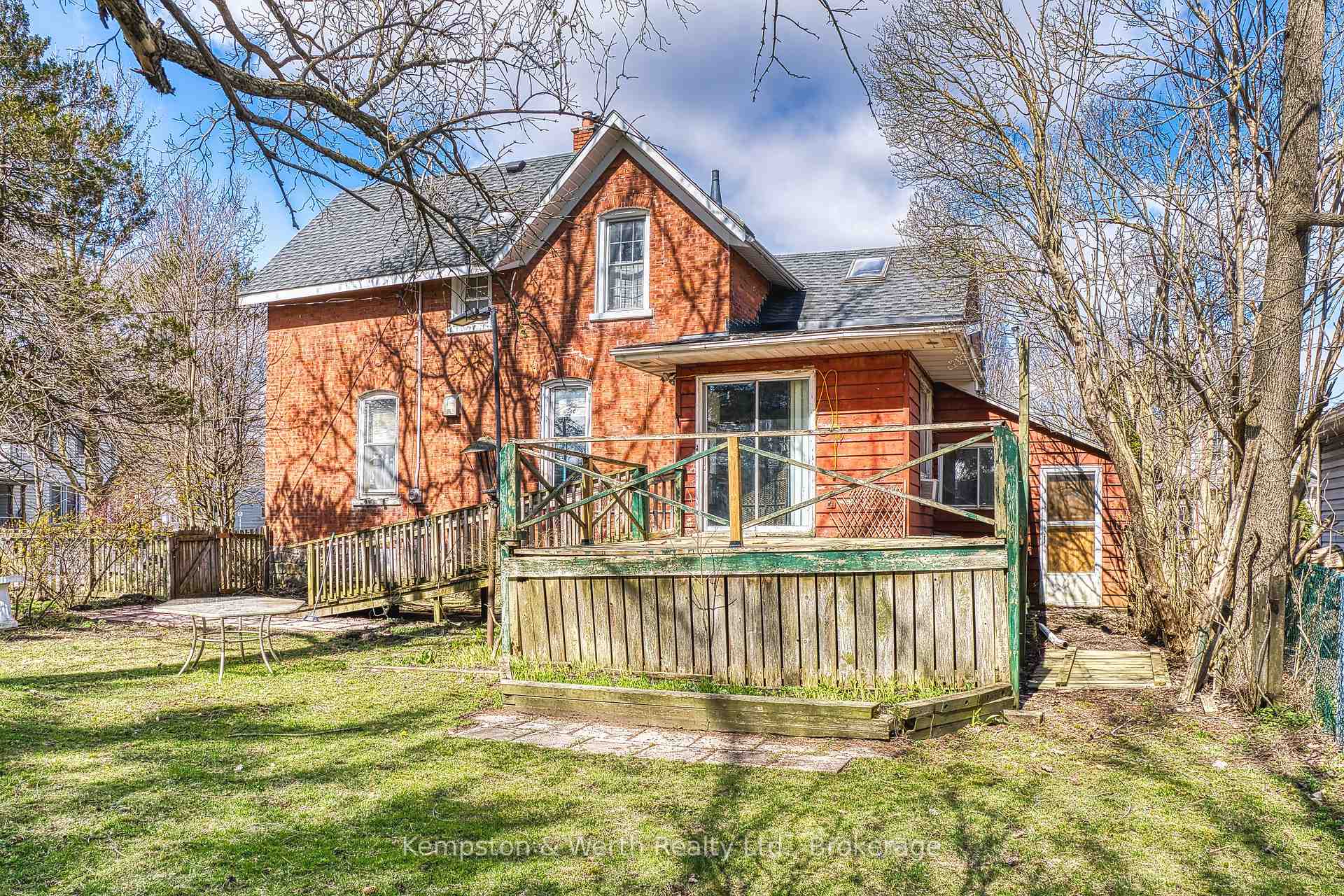 Photo 10 of 195 Campbell Street W, North Perth, Listowel — HOMEH