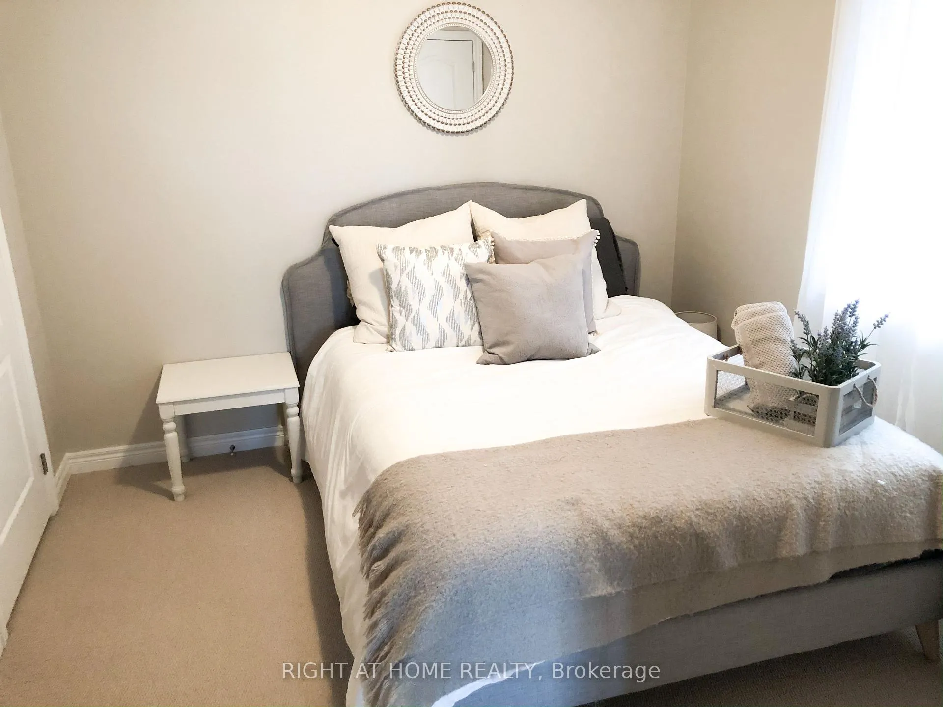 Photo 12 of 438 Kwapis Boulevard, Newmarket, Woodland Hill — HOMEH