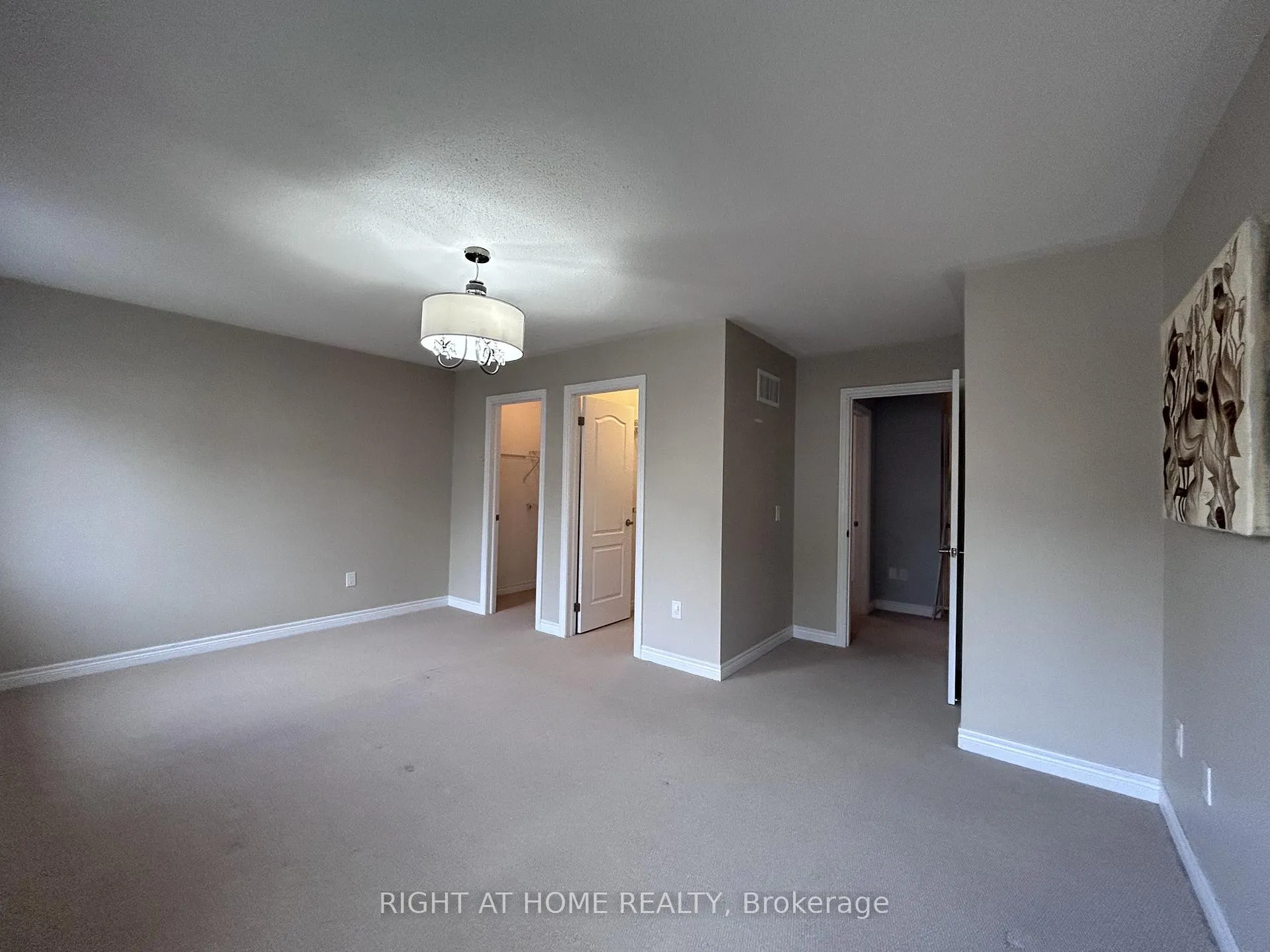 Photo 14 of 438 Kwapis Boulevard, Newmarket, Woodland Hill — HOMEH