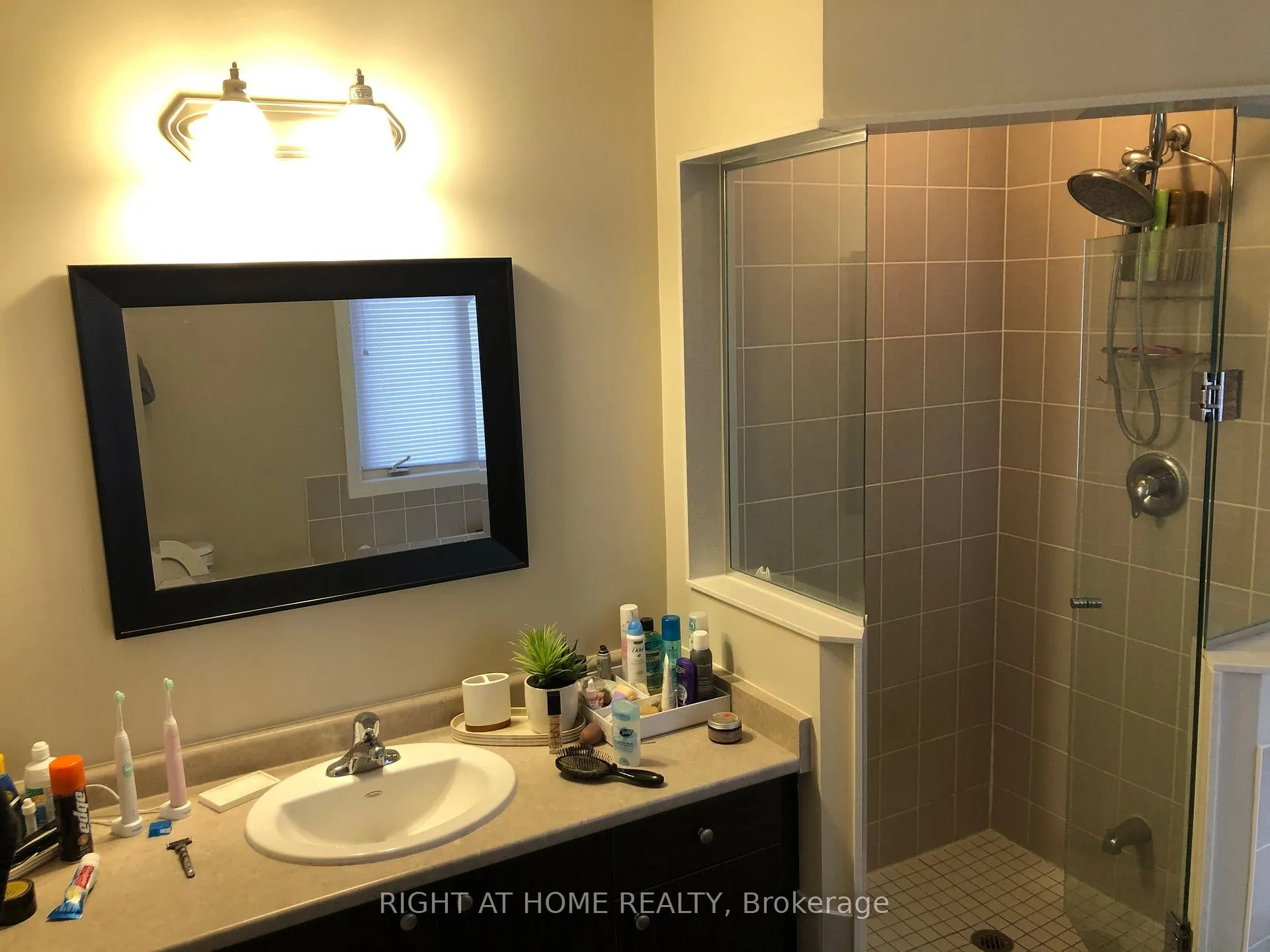 Photo 24 of 438 Kwapis Boulevard, Newmarket, Woodland Hill — HOMEH