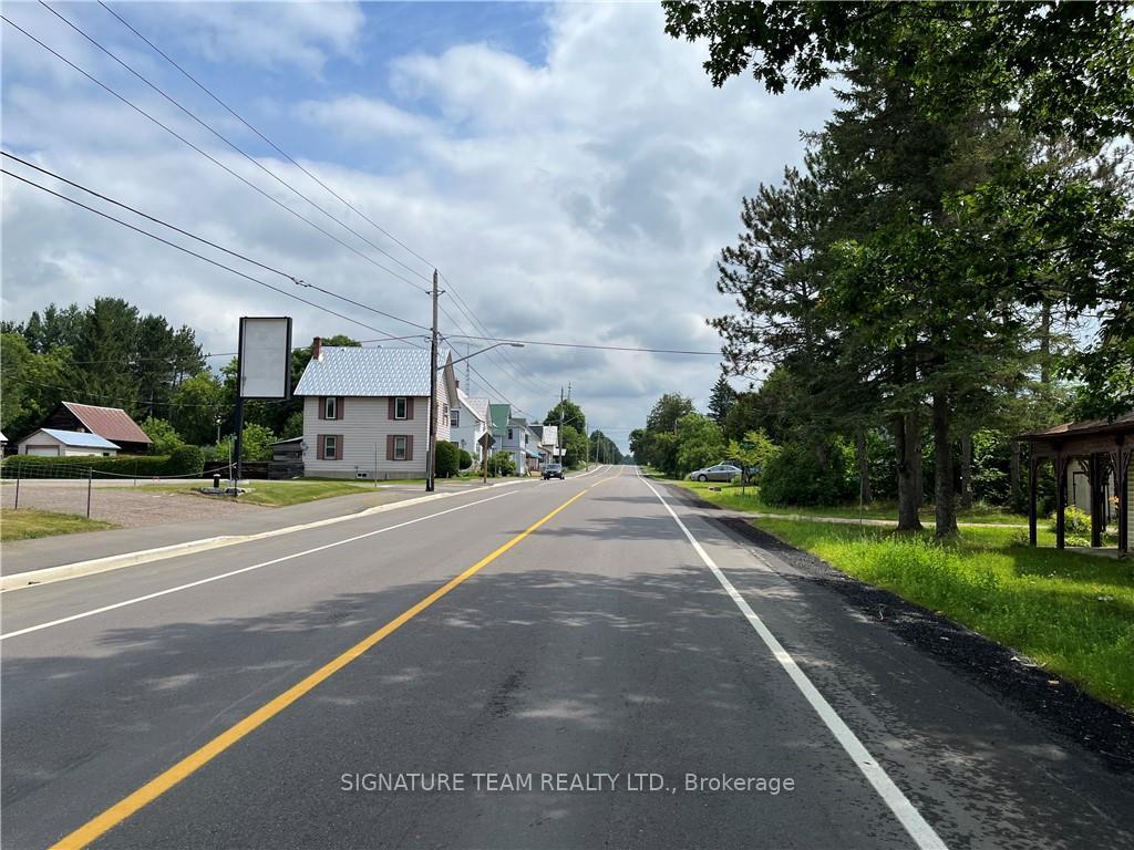 Photo 13 of Pt Lt 4 Lake Dore Road, North Algona Wilberforce, North Algona/Wilberforce Twp — HOMEH