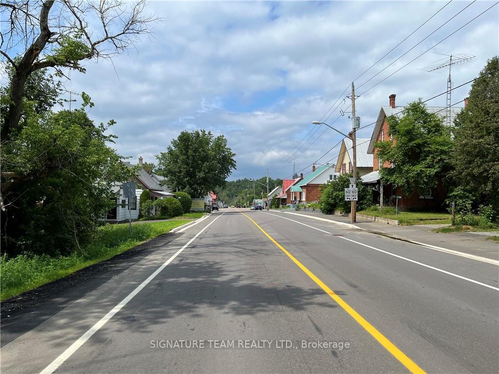 Photo 14 of Pt Lt 4 Lake Dore Road, North Algona Wilberforce, North Algona/Wilberforce Twp — HOMEH