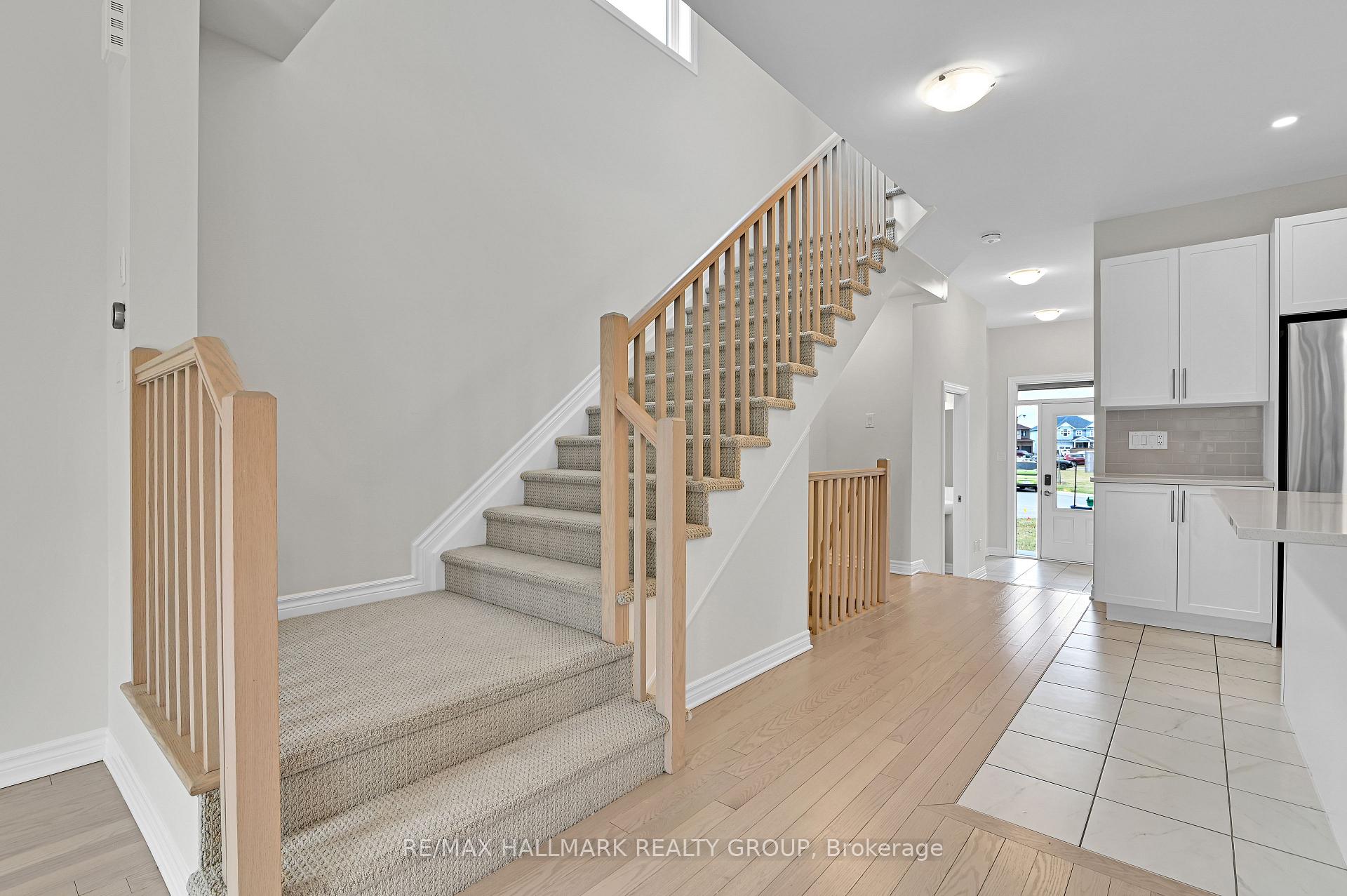 Photo 17 of 938 Socca Crescent, Ottawa, Notting Hill/Summerside — HOMEH