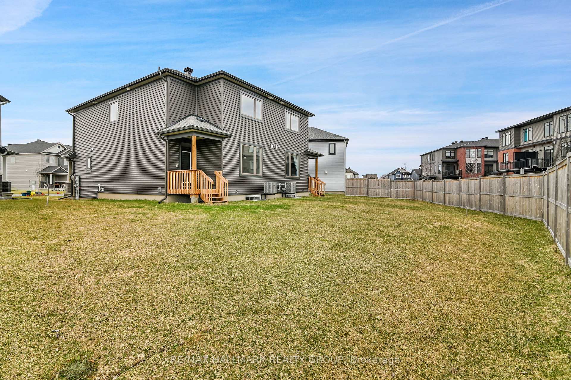 Photo 36 of 938 Socca Crescent, Ottawa, Notting Hill/Summerside — HOMEH