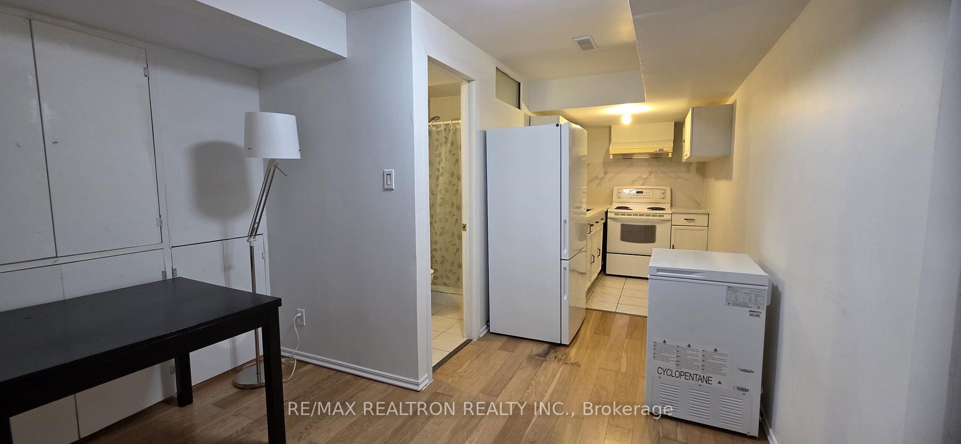 Photo 31 of 674 Brasswinds Trail, Oshawa, Pinecrest — HOMEH