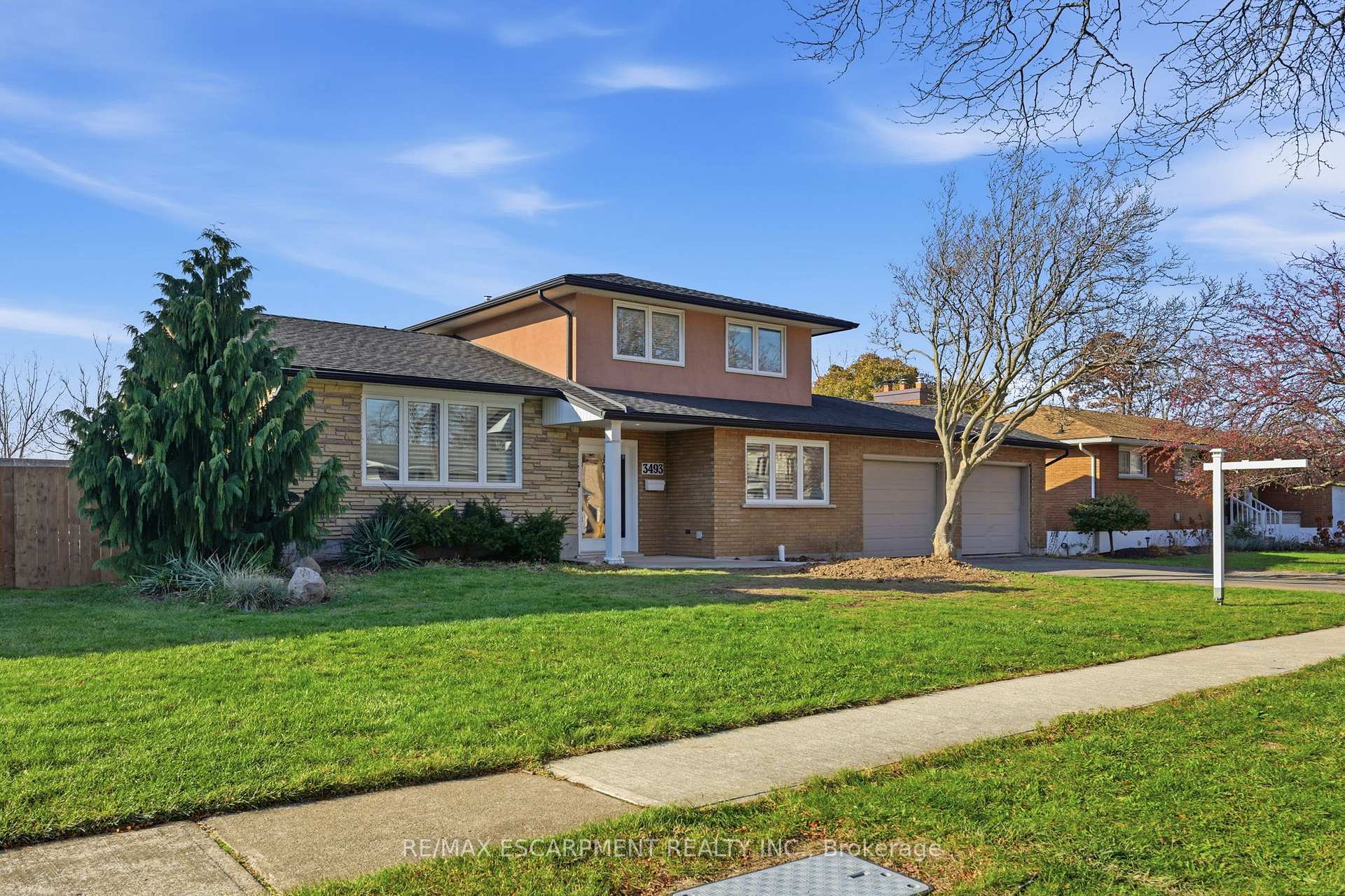 Front of 3493 Wiltshire Boulevard