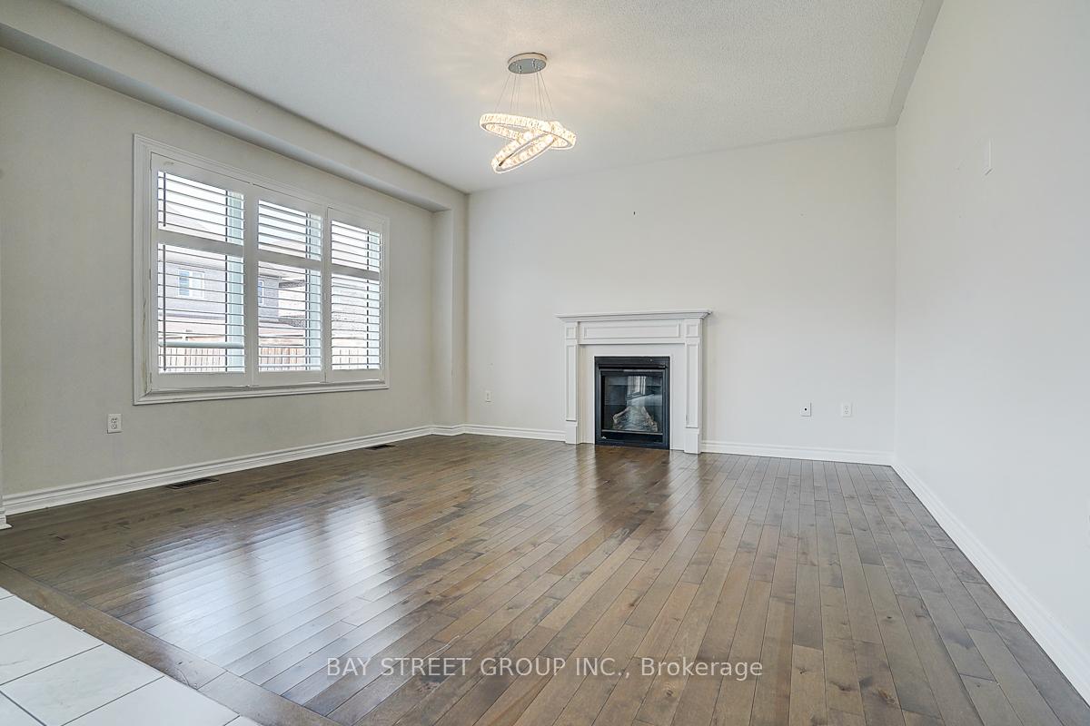 Photo 11 of 852 William Lee Avenue, Oshawa, Taunton — HOMEH