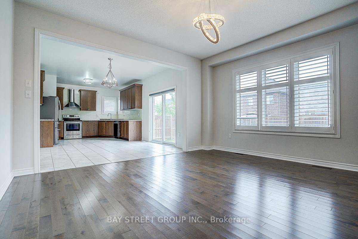Photo 13 of 852 William Lee Avenue, Oshawa, Taunton — HOMEH