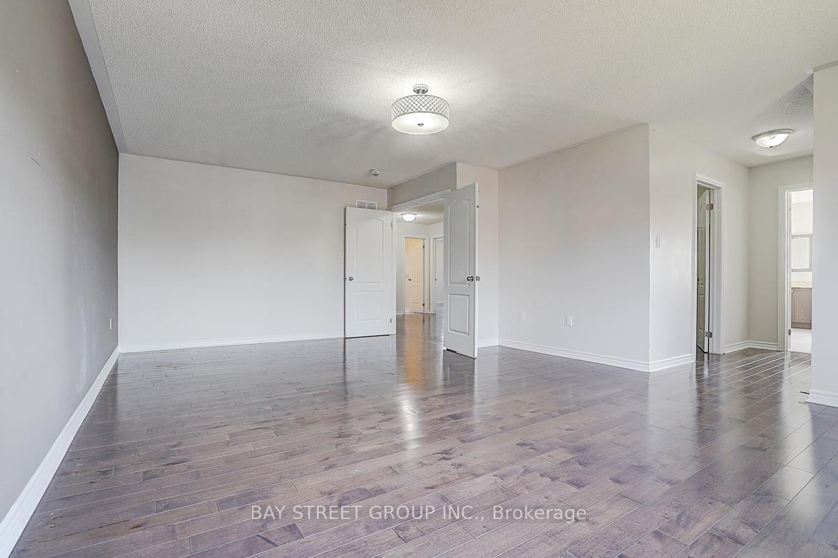 Photo 25 of 852 William Lee Avenue, Oshawa, Taunton — HOMEH