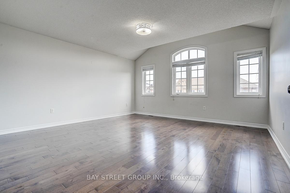 Photo 28 of 852 William Lee Avenue, Oshawa, Taunton — HOMEH