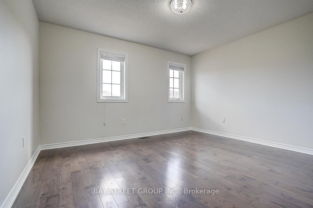 Photo 31 of 852 William Lee Avenue, Oshawa, Taunton — HOMEH
