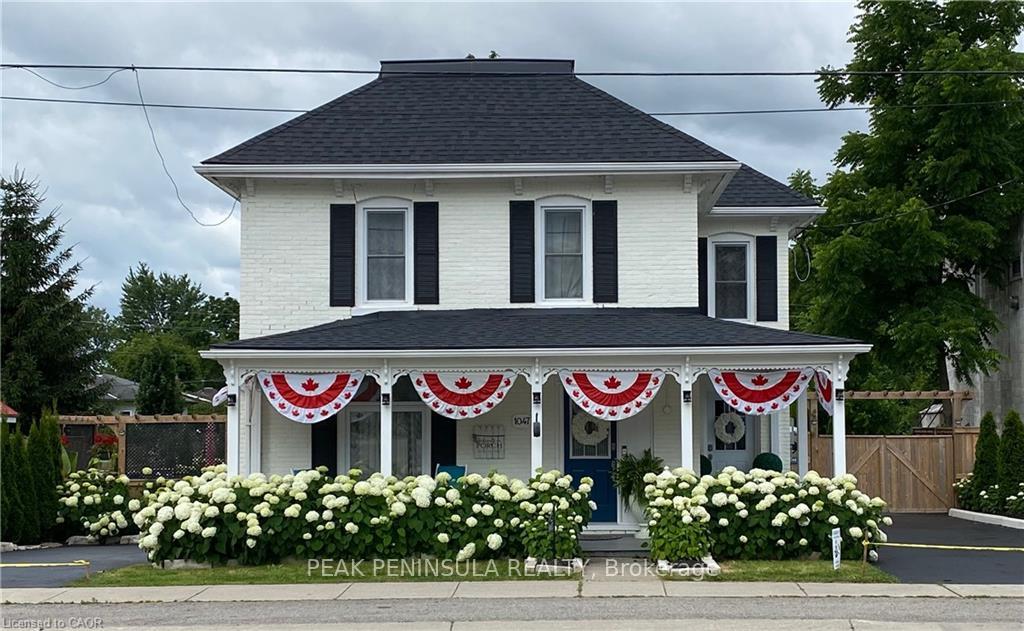 Front of 1047 Bay Street